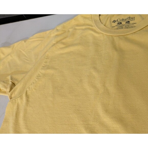 Columbia Sportswear Back Graphic Design Men's Yellow T-Shirt Size S - Picture 7 of 8